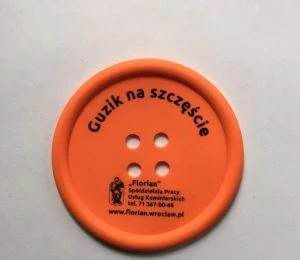 OEM izgatavota mīksta plastmasas PVC gumijas kausa paliktnis veicināšanai
